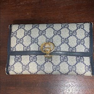 Vintage Gucci wallet
